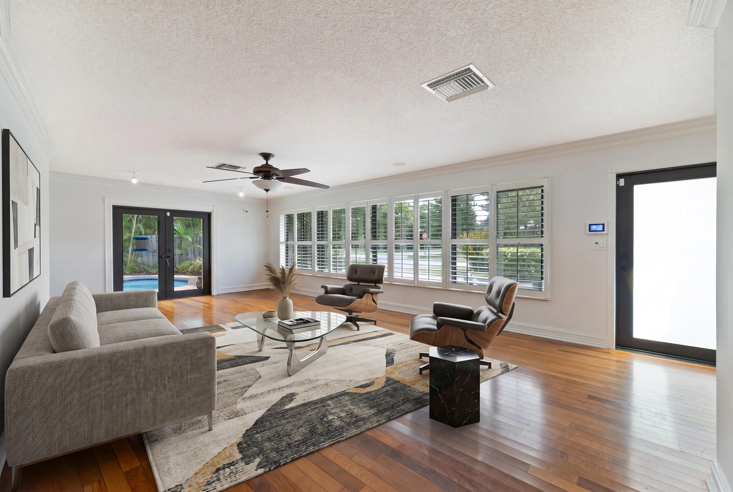 20260814 - 4621 NE 18th Terr - MR-49