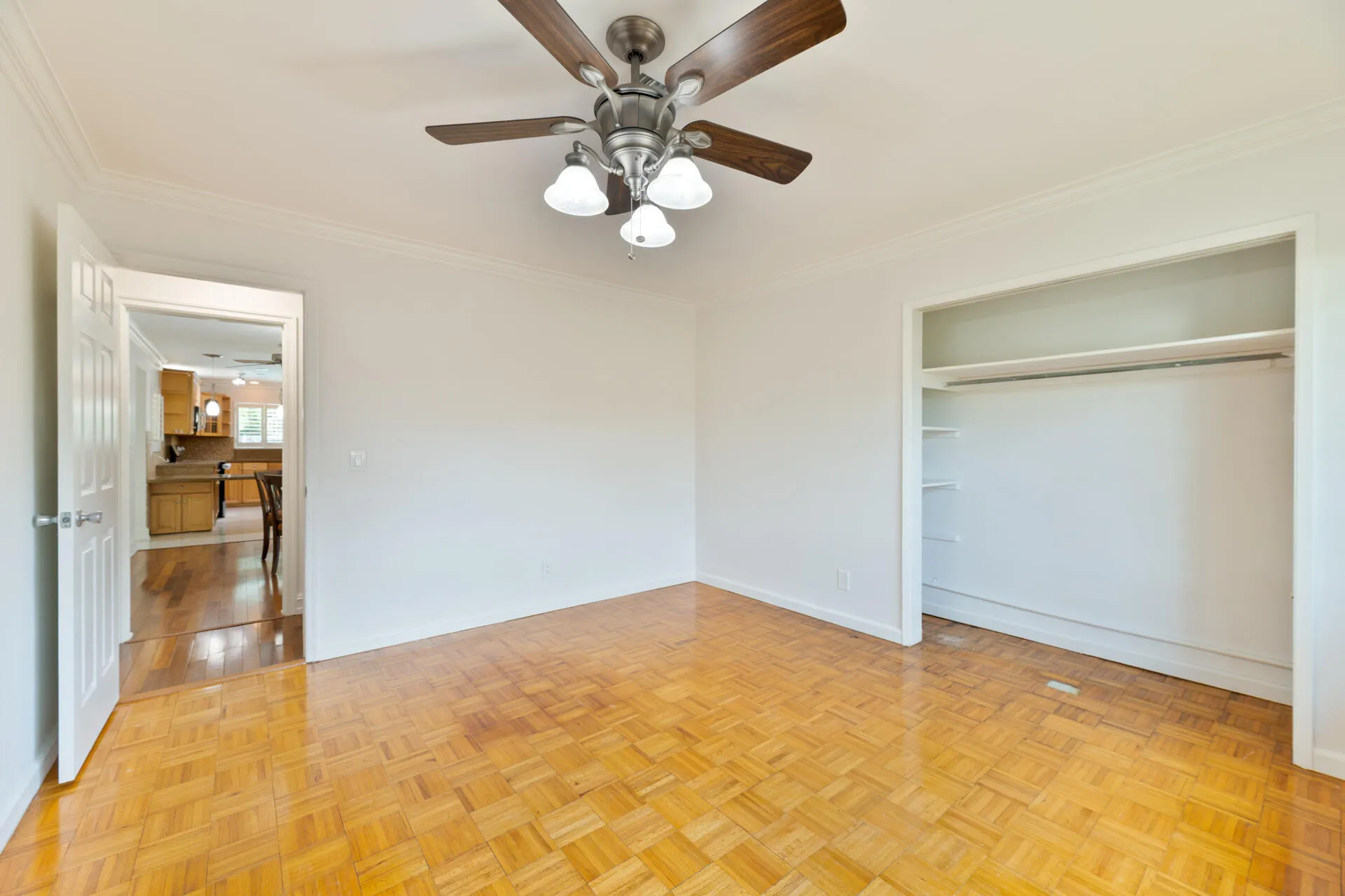 20260814 - 4621 NE 18th Terr - MR-35