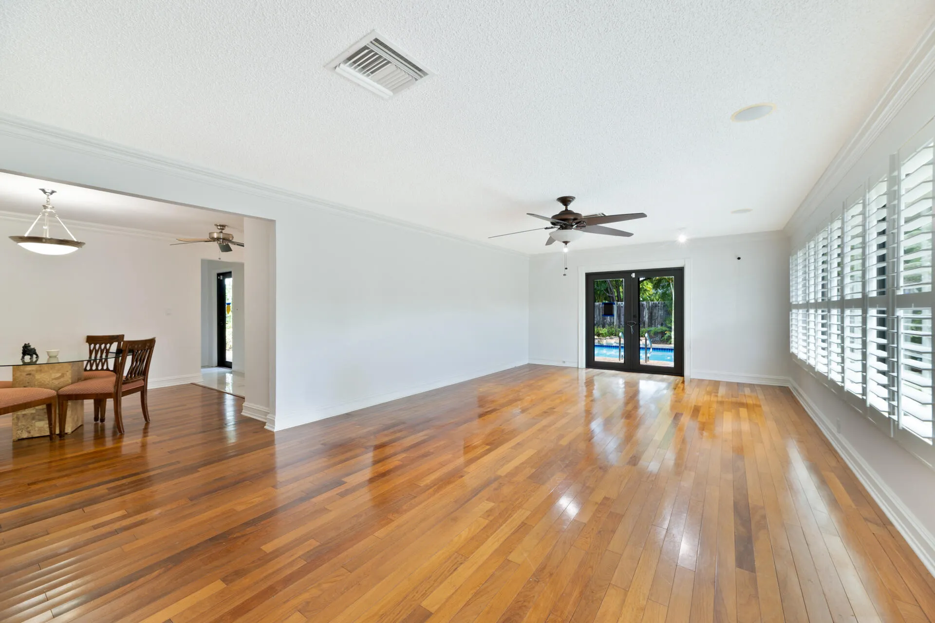 Living room empty