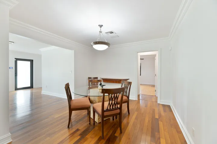 20260814 - 4621 NE 18th Terr - MR-12