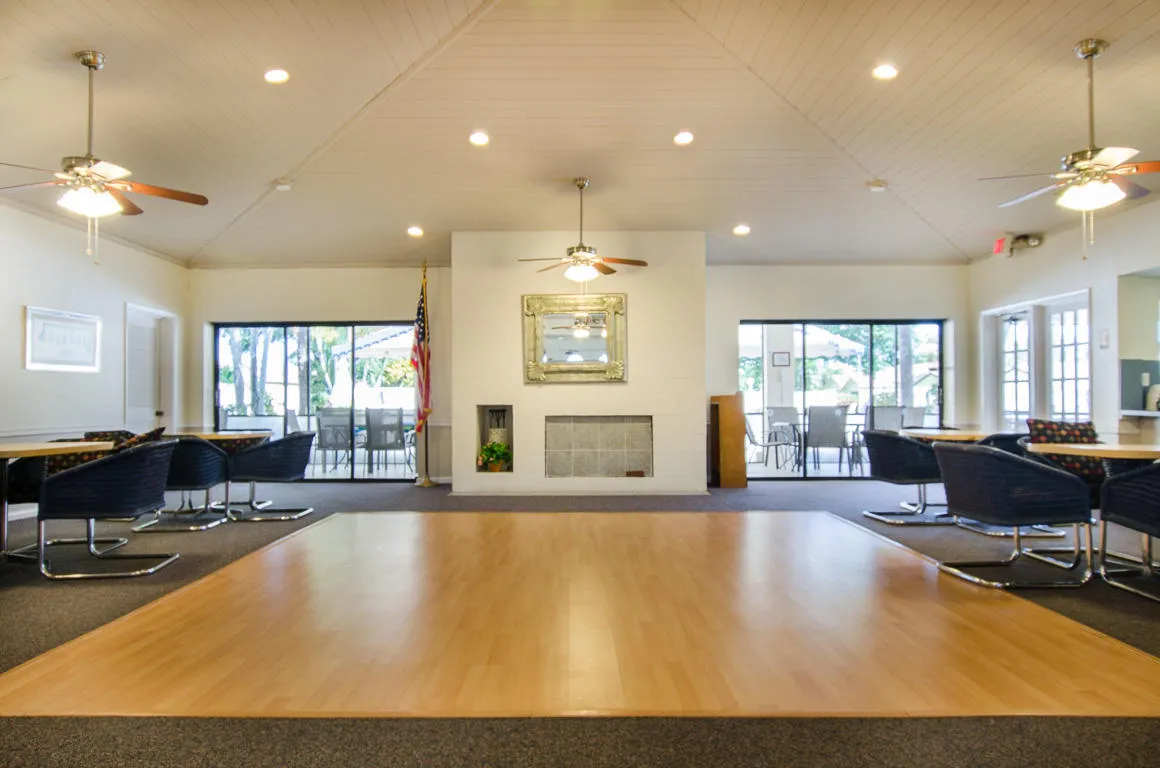 3 Greenbriar