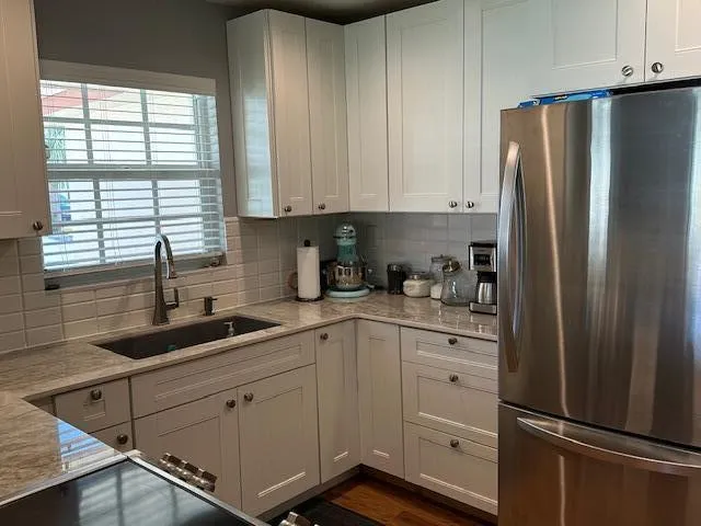 NATURAL LIGHT IN KITCHEN AREA