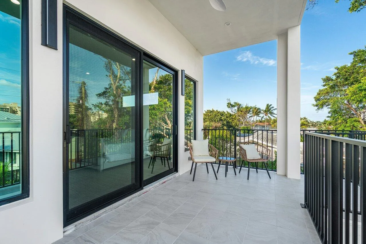 049-13480USHighway1-JunoBeach-FL-33408-S