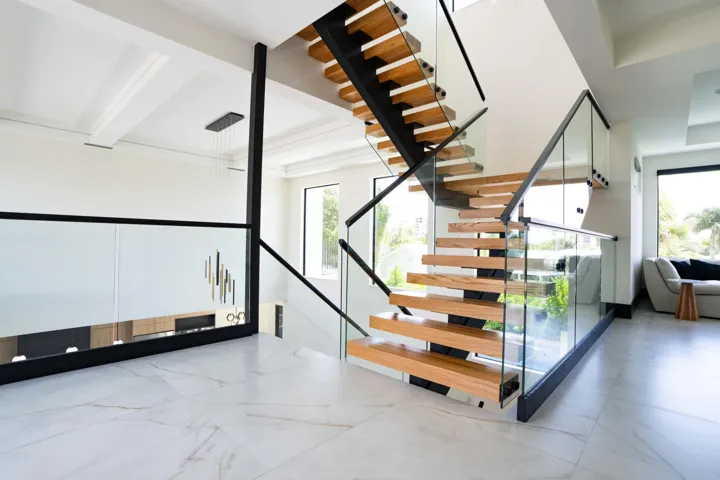 2nd floor landing