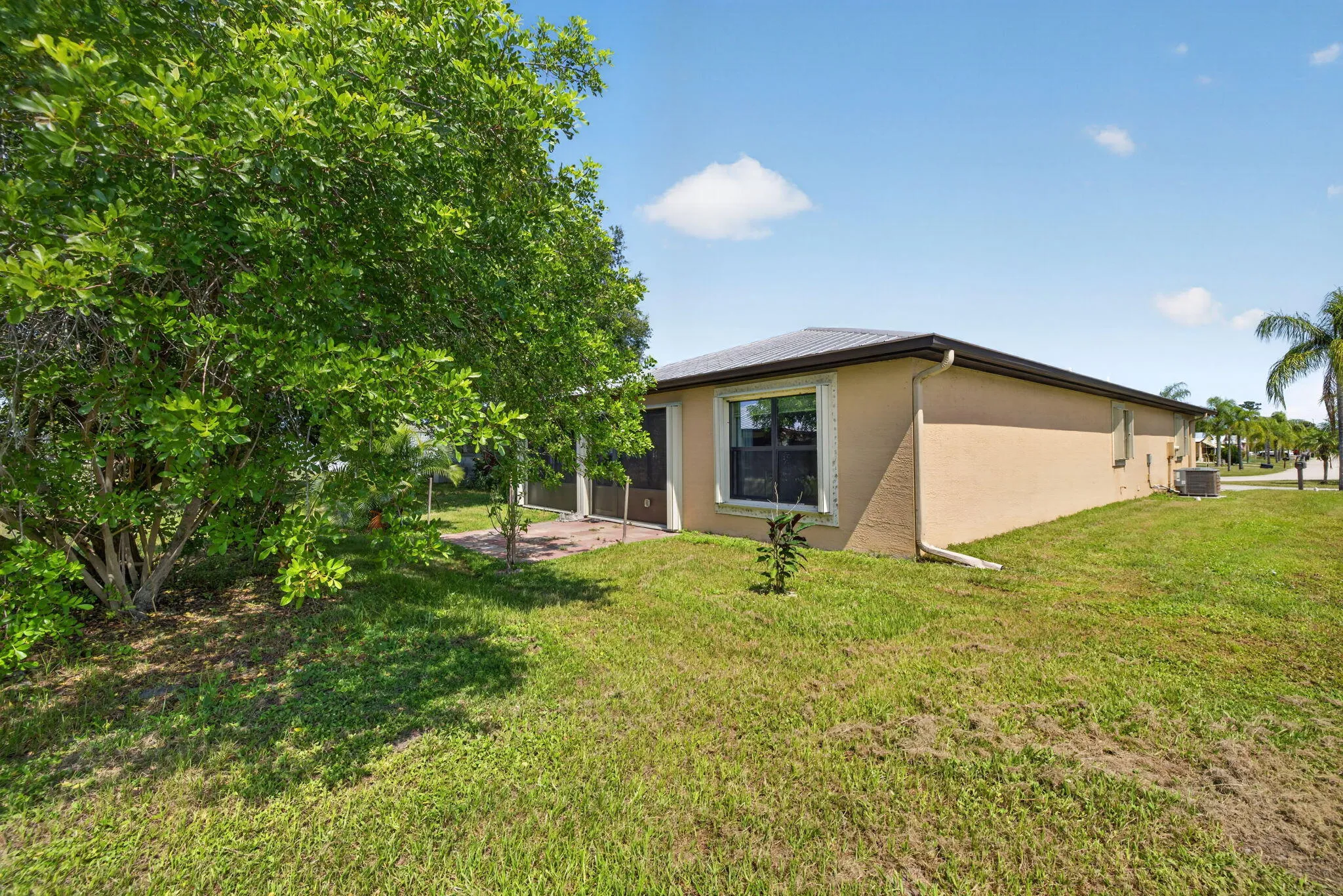Property photo 28