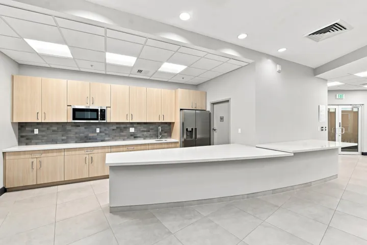 Lounge Kitchen
