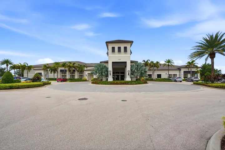 49-048_F8_11770 SW Coronado Springs Dr