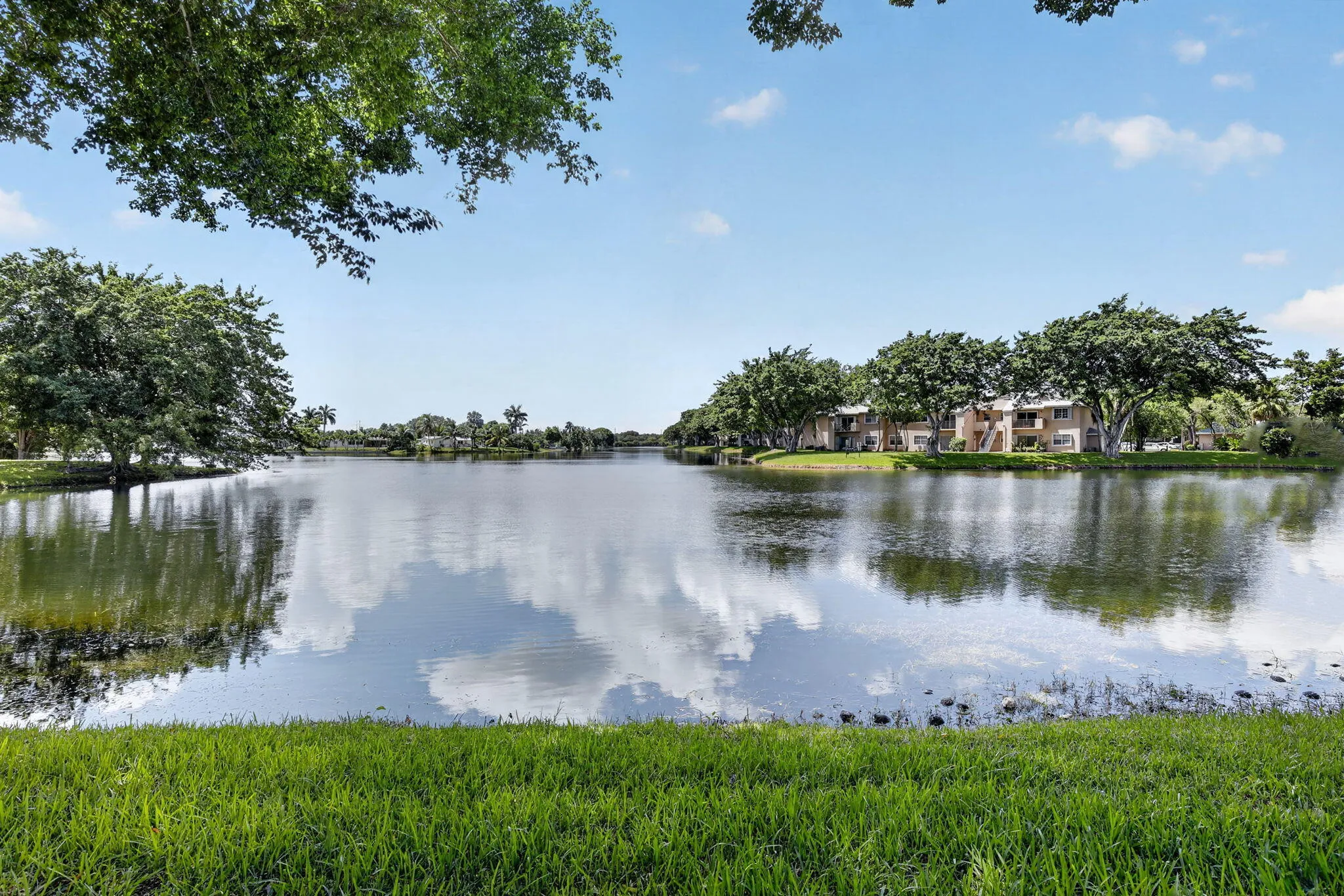 waterfront view in front of unit