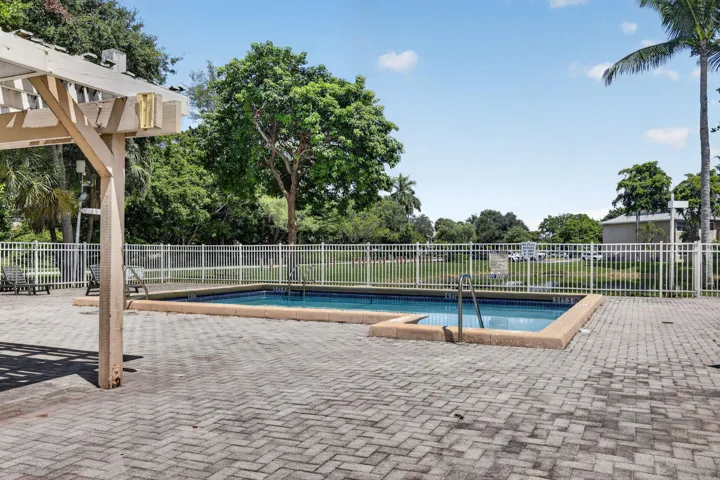 pool 1
