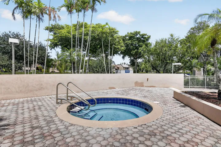 spa pool