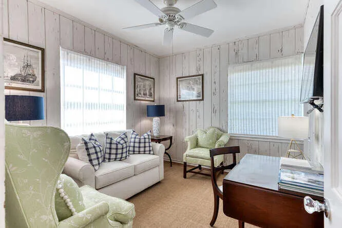 229 Pendleton Ave Palm Beach-small-012-0
