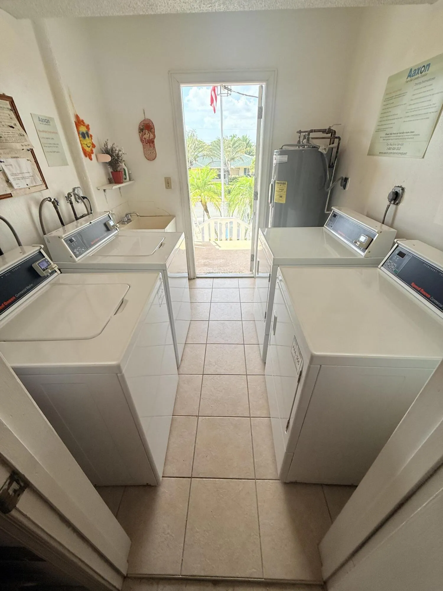 Building Washer and dryer
