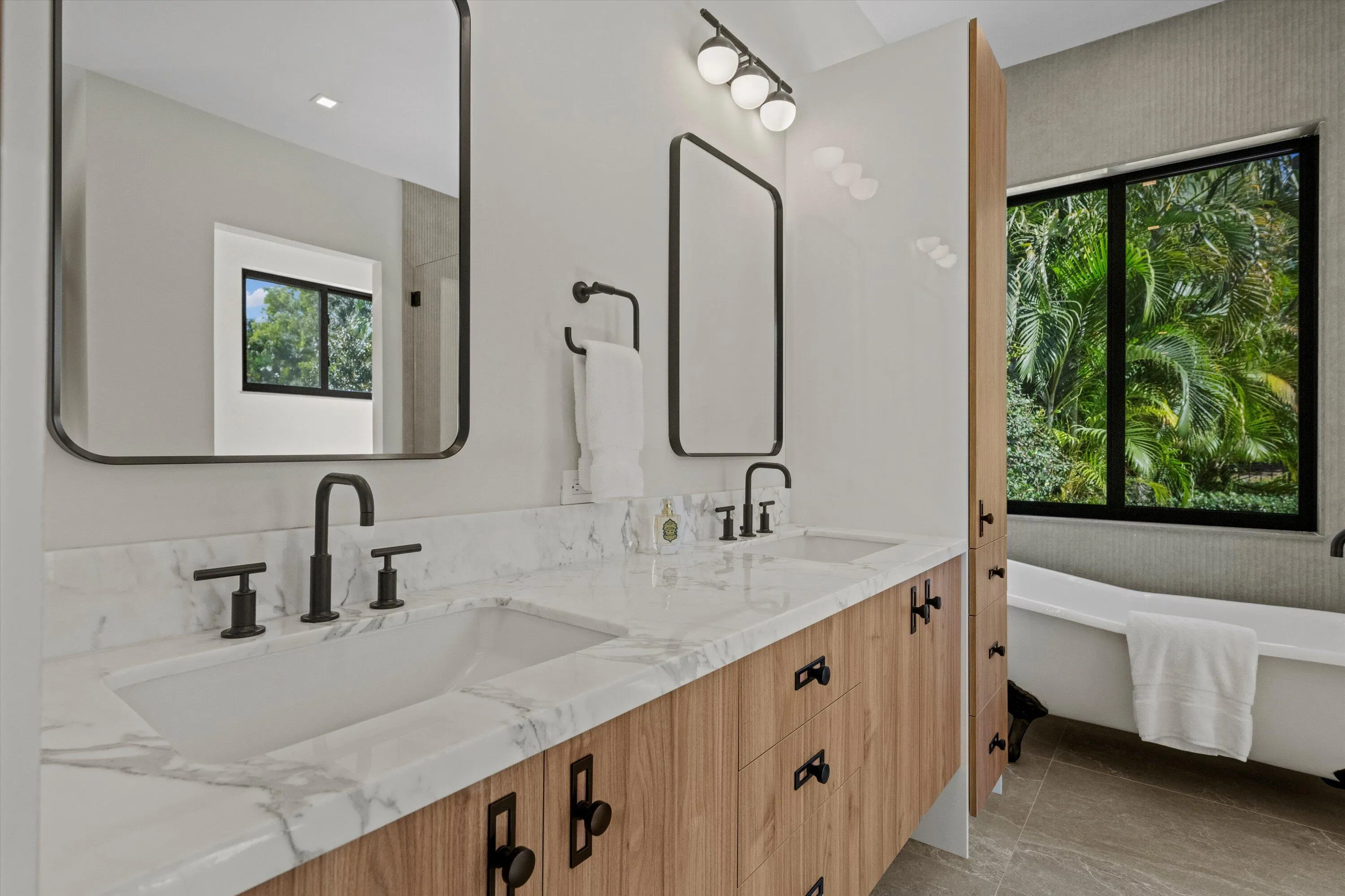 master bathroom detail