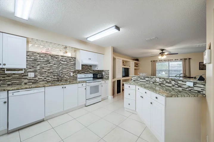17-3840 NW 23rd Pl, Coconut Creek-46