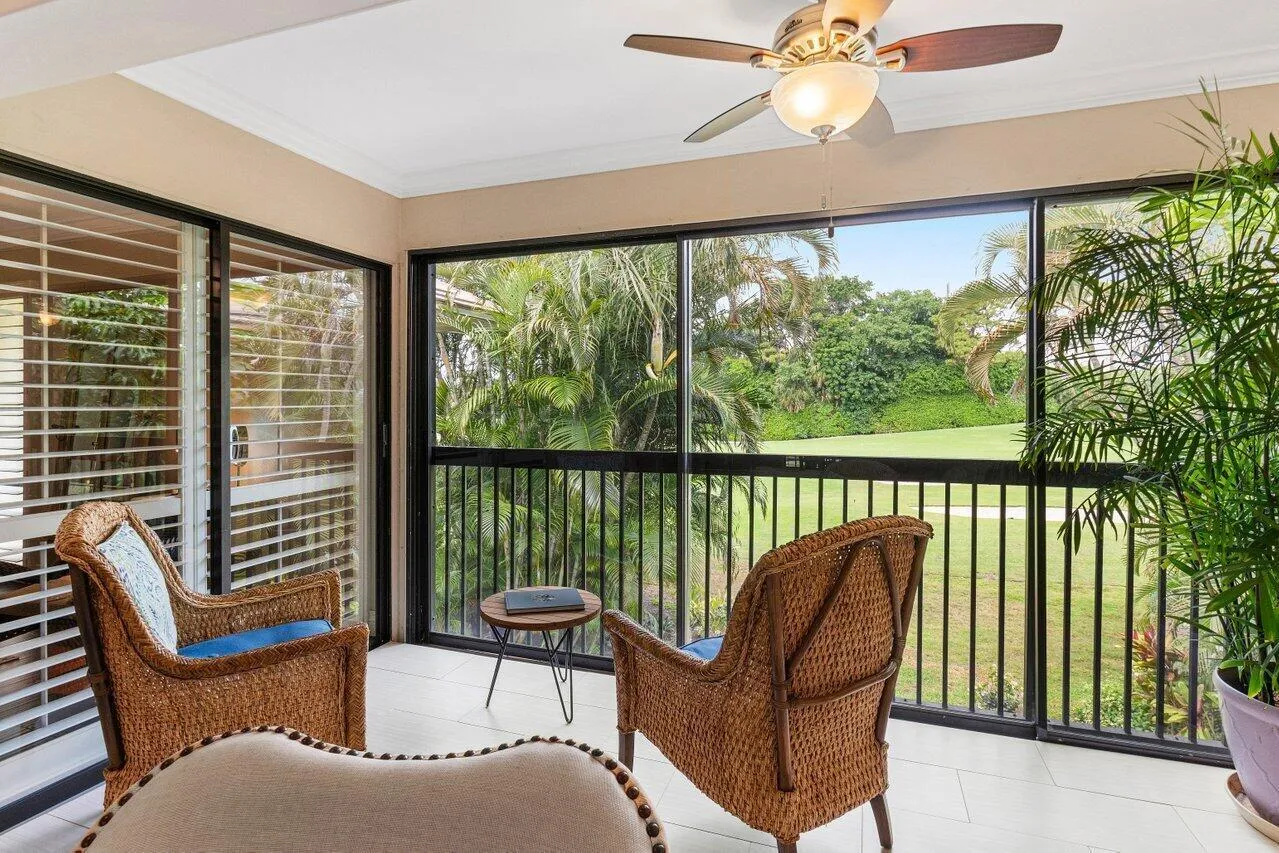 Casual living area