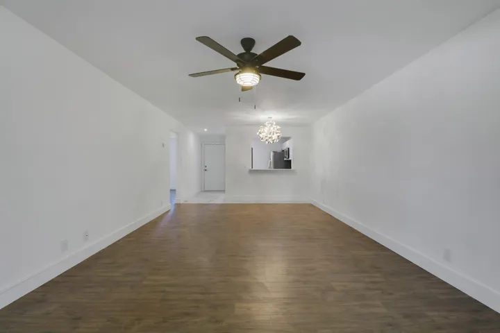Living Room_Dining Area