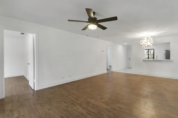 Living Room / Dining Area