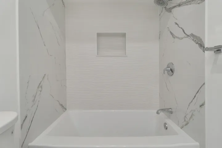 Guest Bathroom Tub
