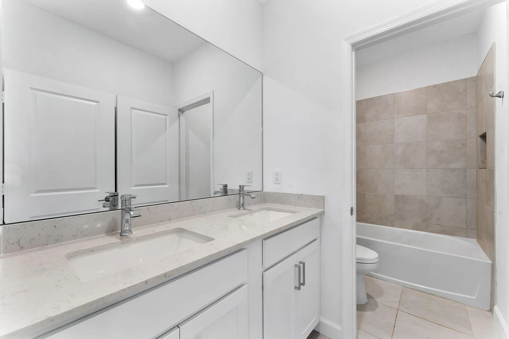 2nd bathroom