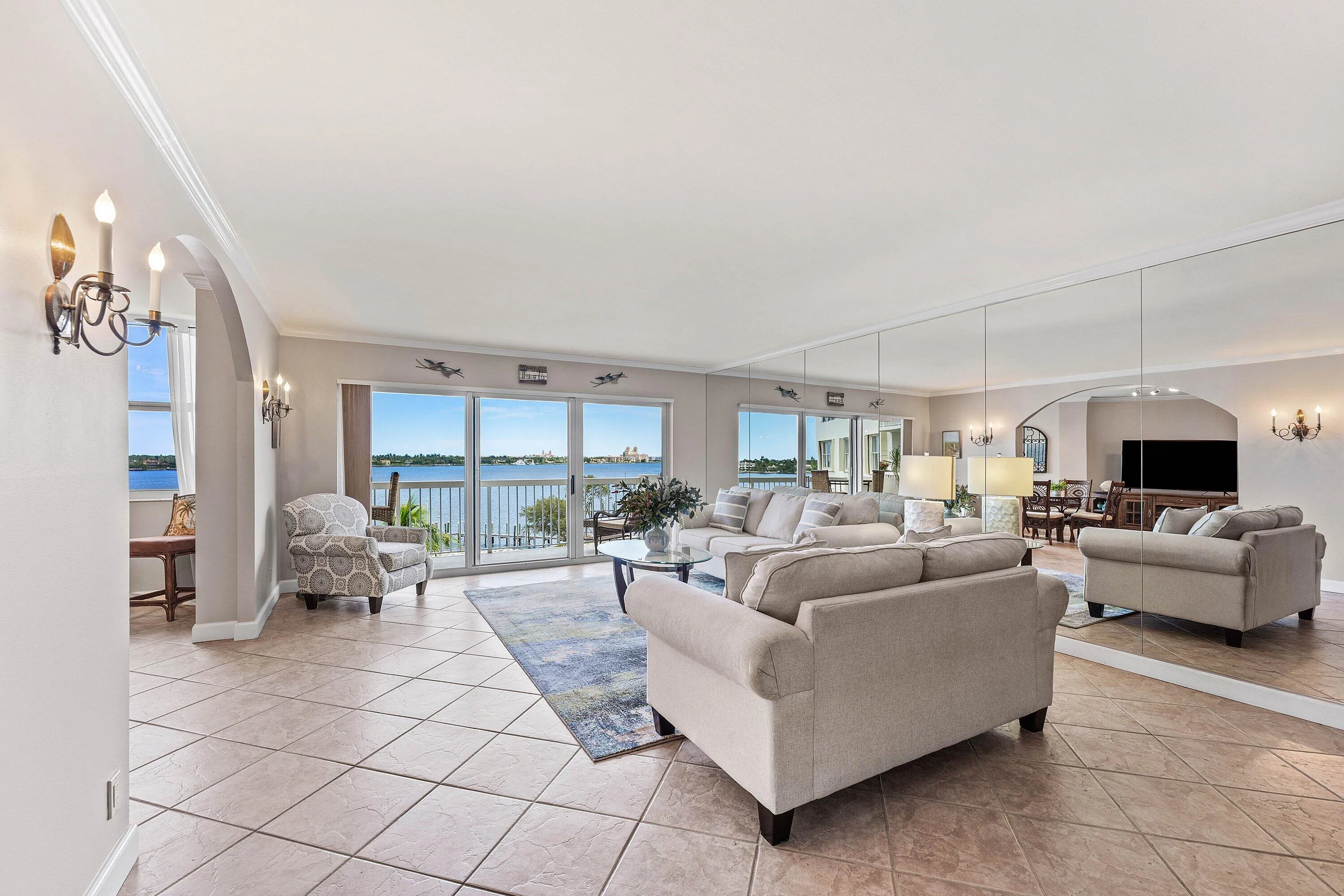 2 007-2600NorthFlaglerDrive-509-WestPalm