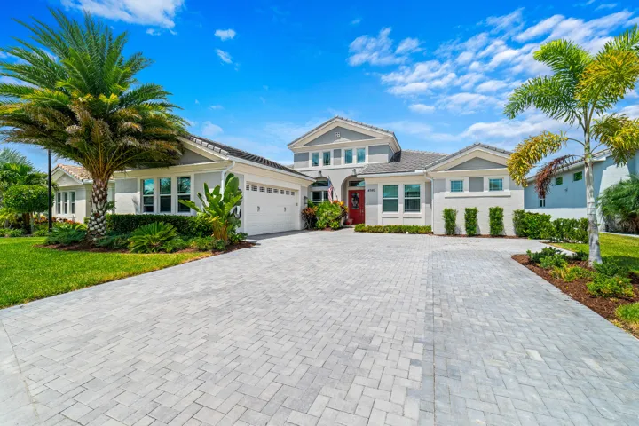 4560 Estates Cir