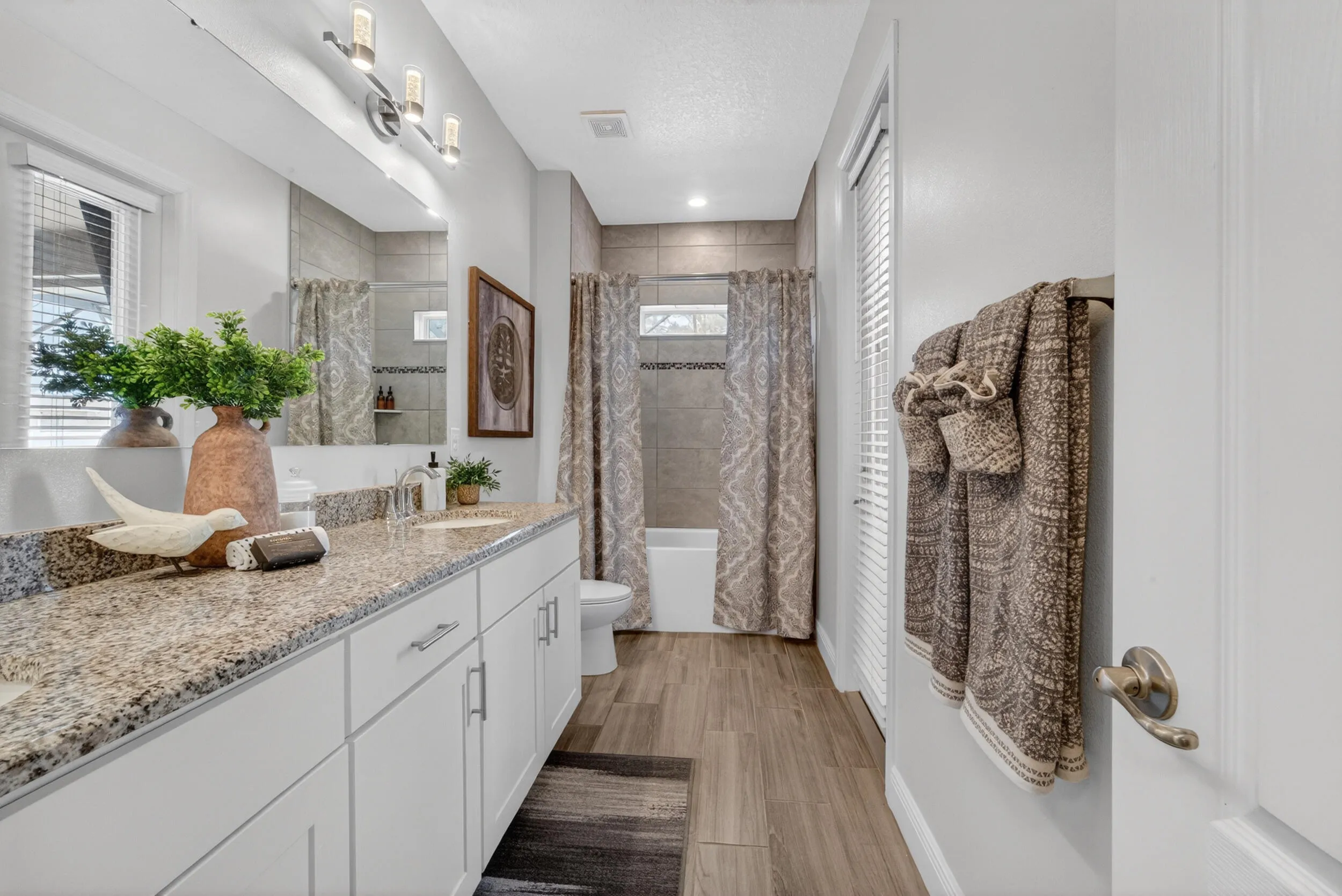 Property photo 38