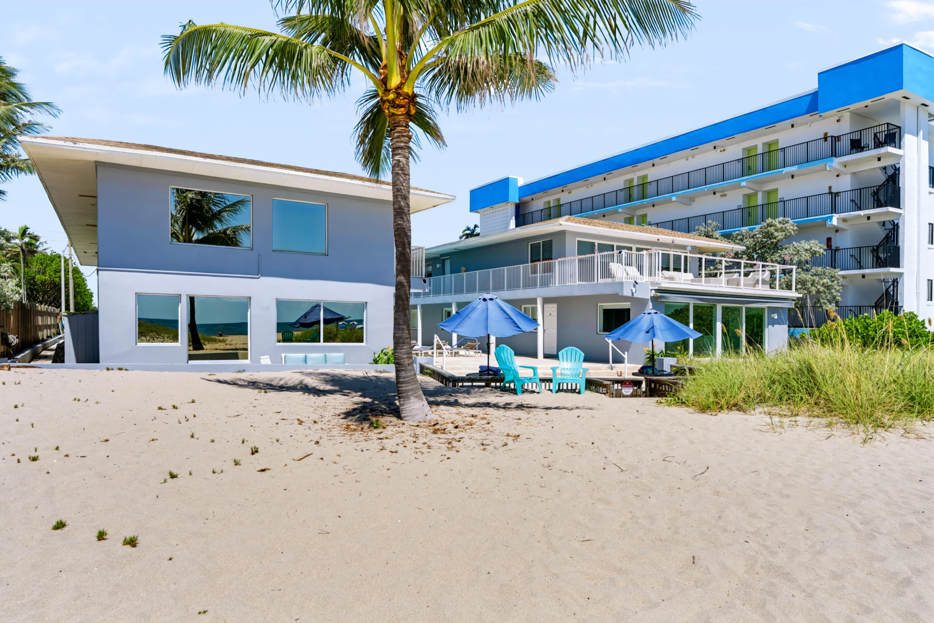 Sandy beach frontage with direct access
