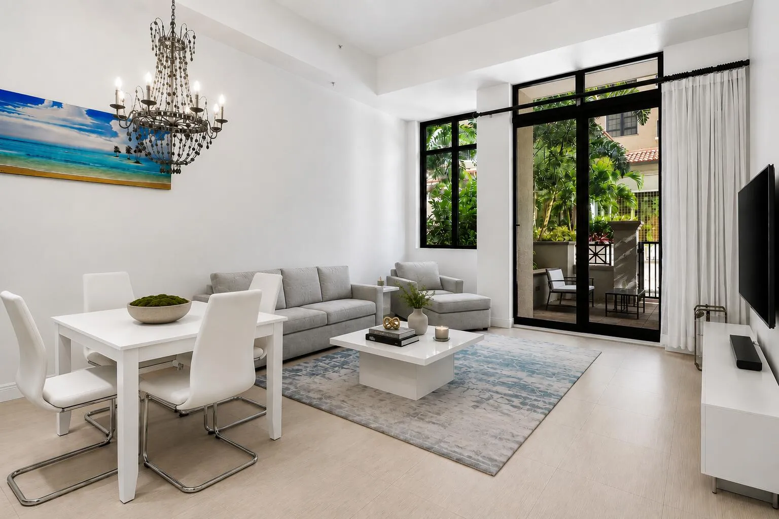 506-Living & Dining Room Area