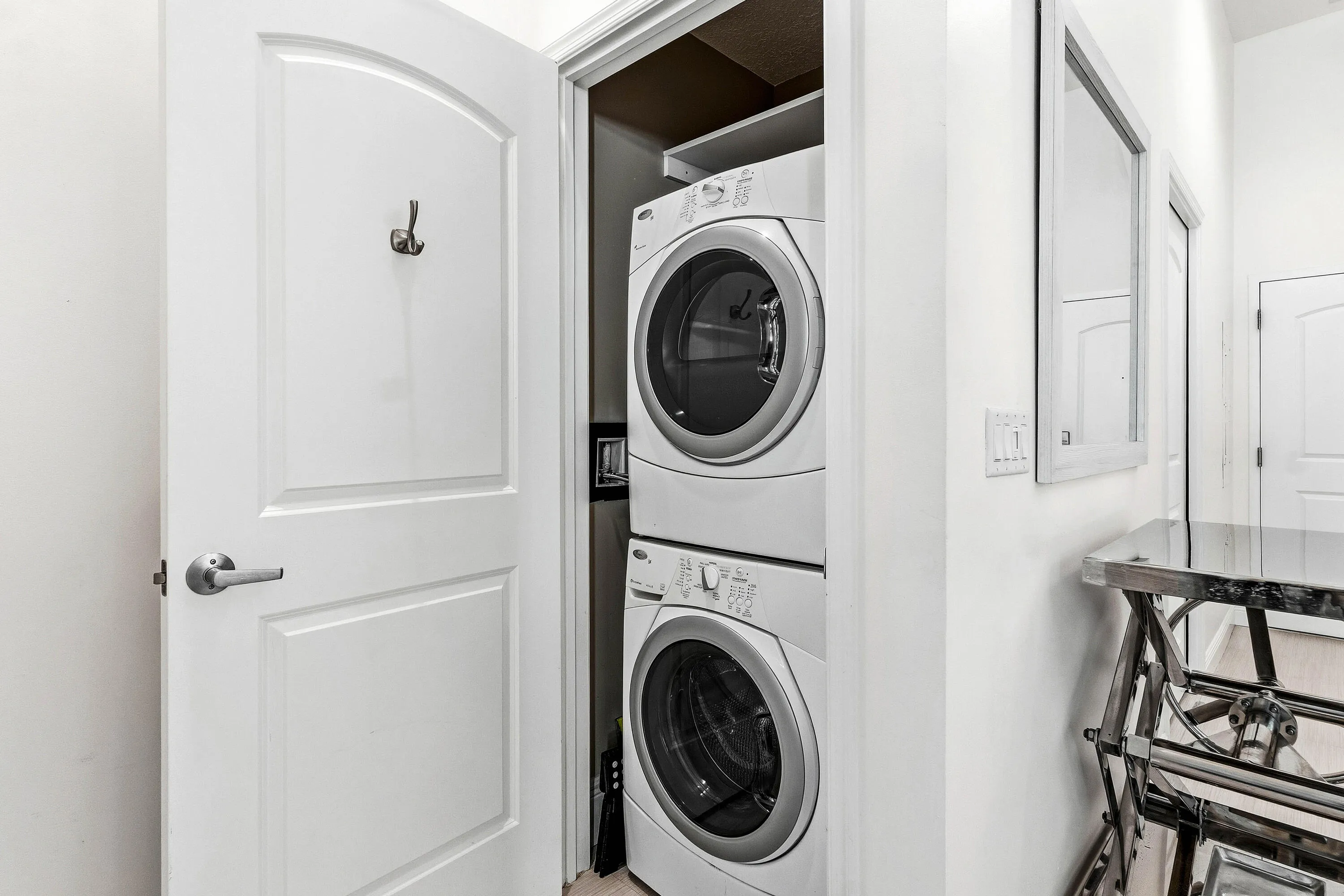 506- Laundry Room Closet