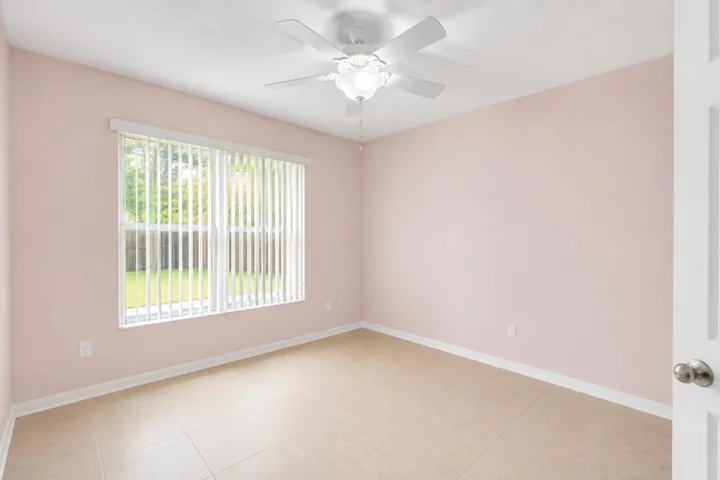 BEDROOM2