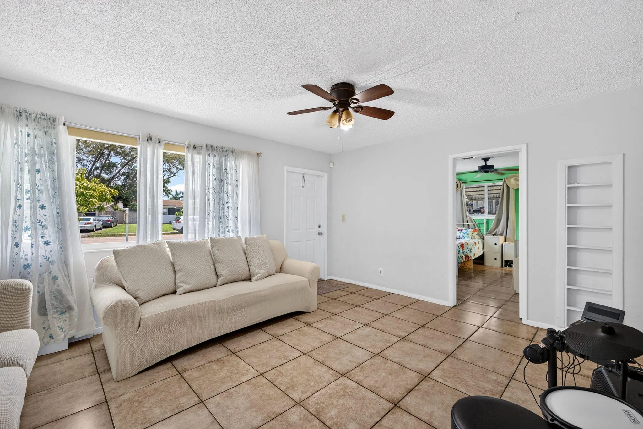 7-web-or-mls-699A9581
