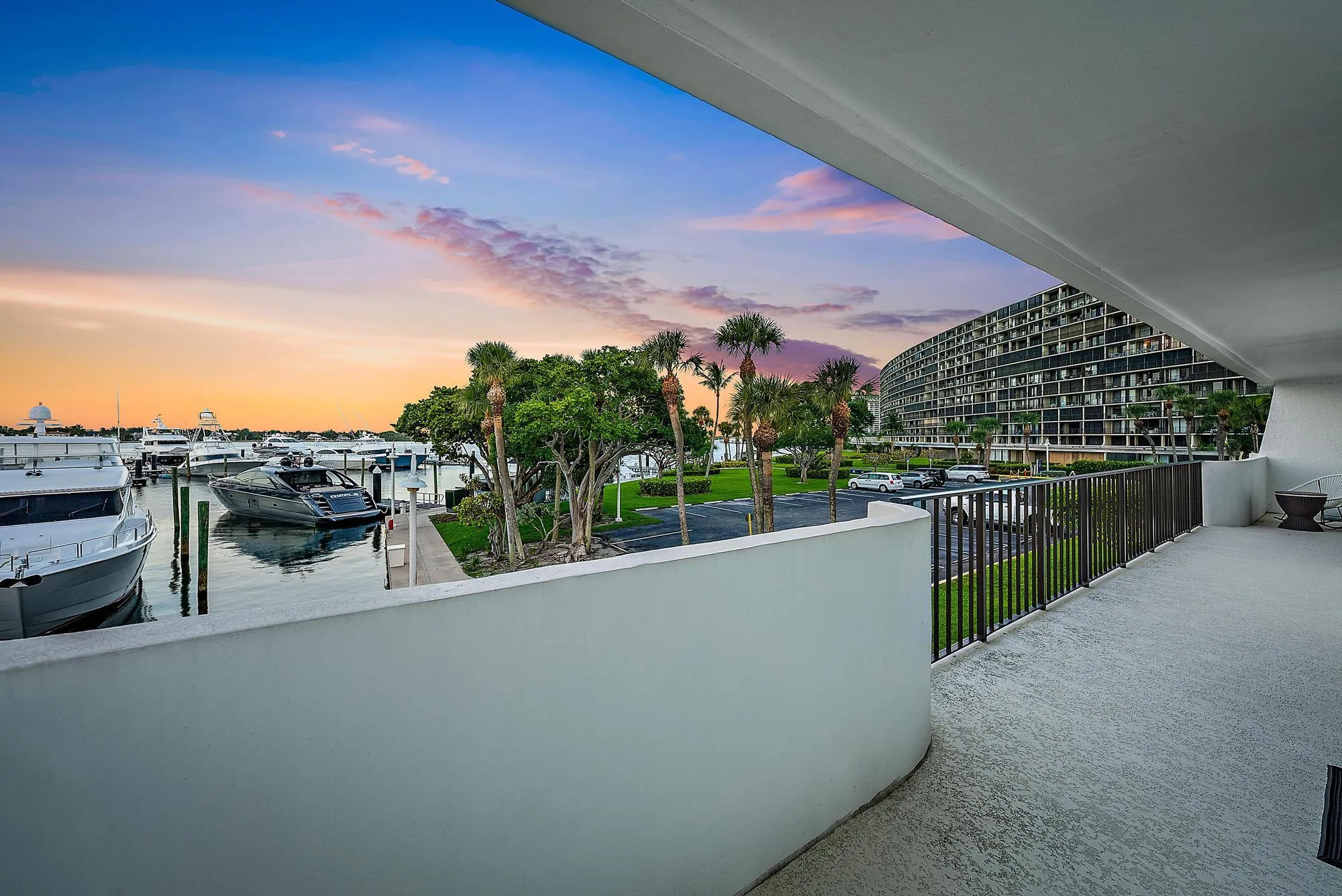 Balcony Intracoastal Views