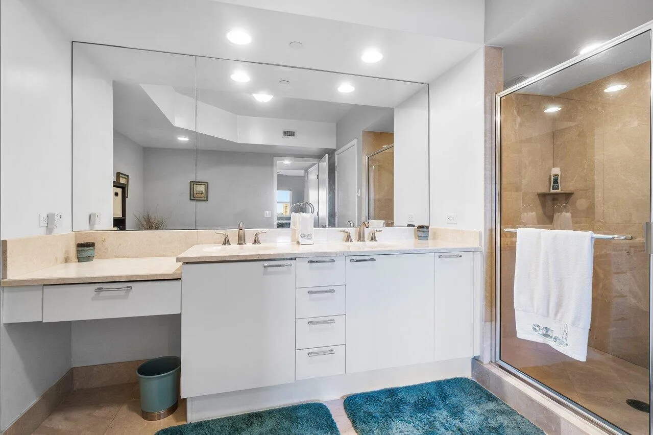 primary stand alone shower