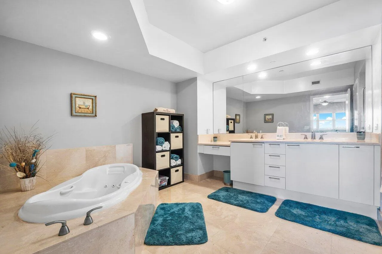 Primary with dual sinks