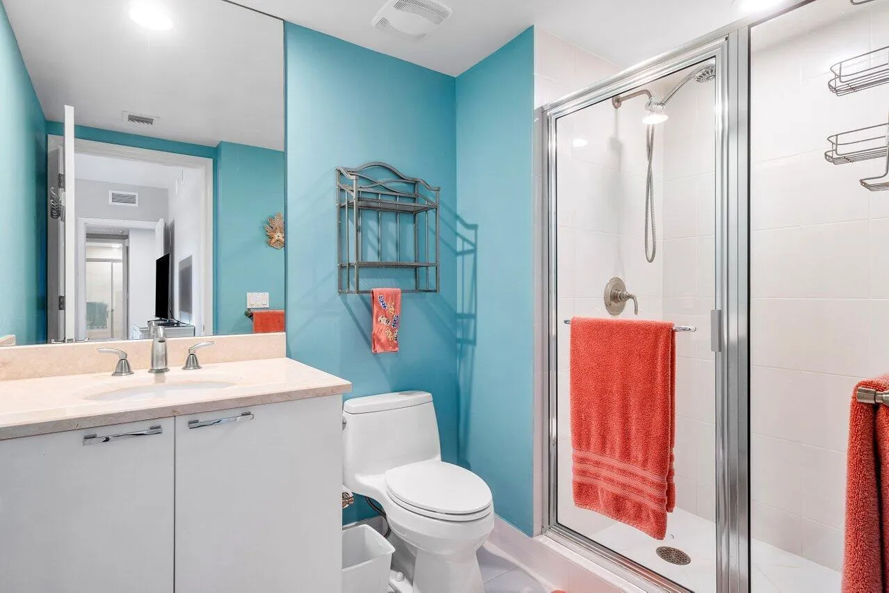 en suite bathroom