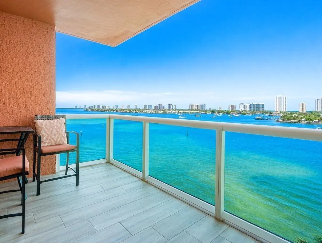 spacious balcony