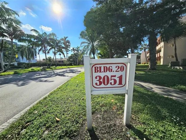 Sl19