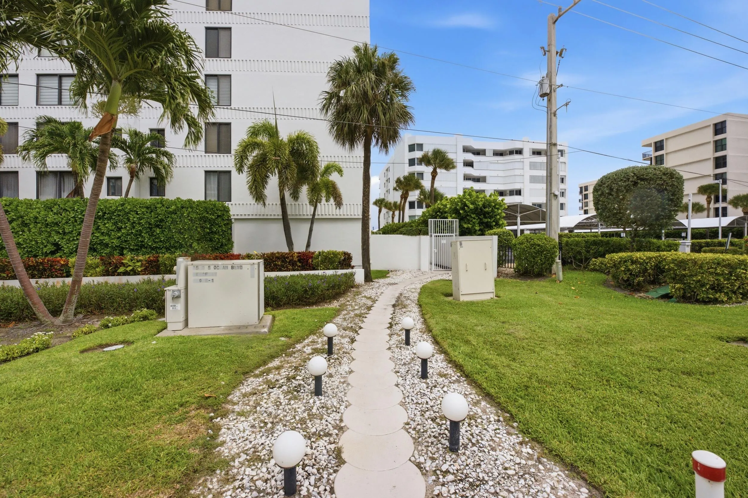 Private Walk to the ocean from Mayfair Intracoastal to Mayfair Ocean side.