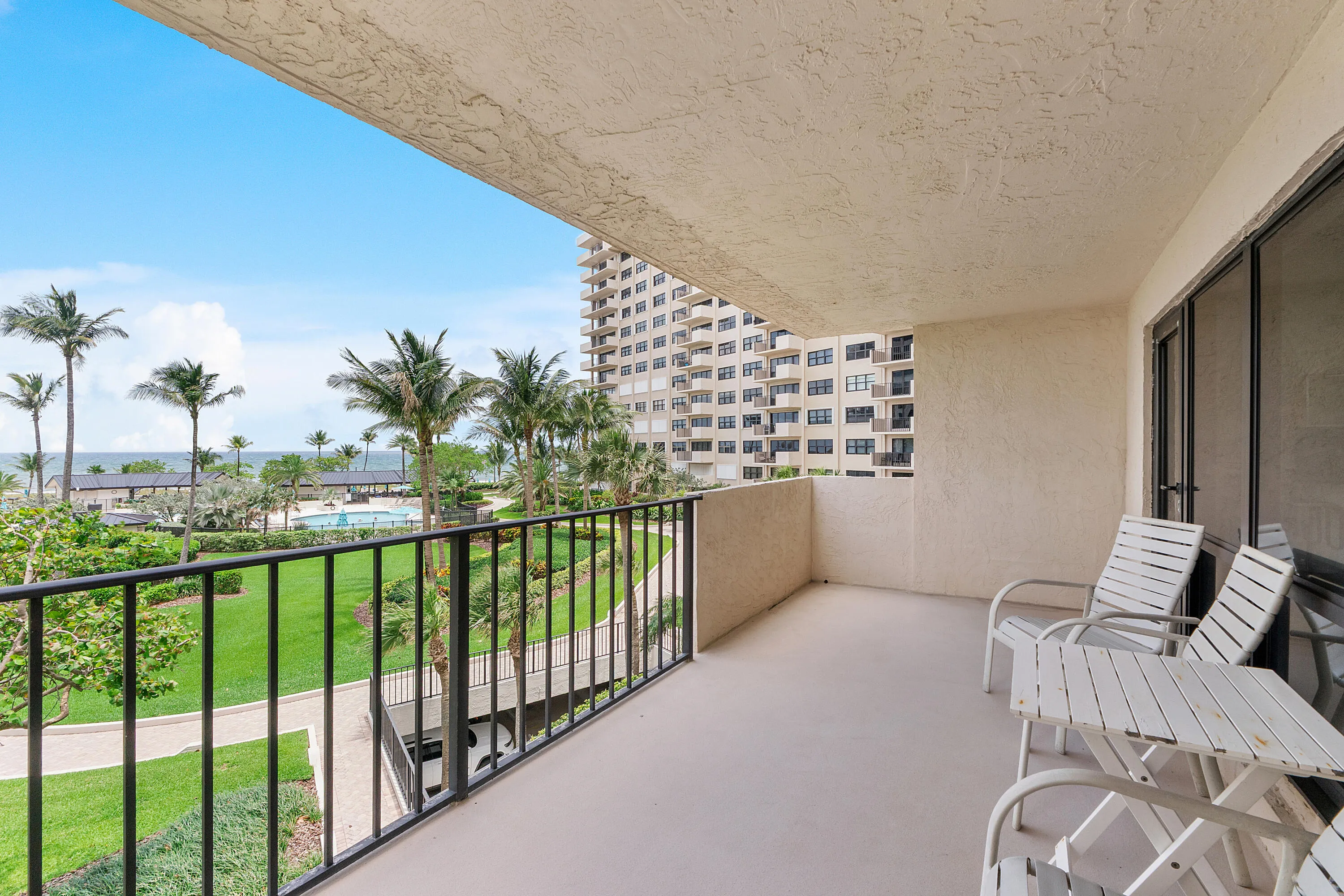 4900 N Ocean Blvd u416_027