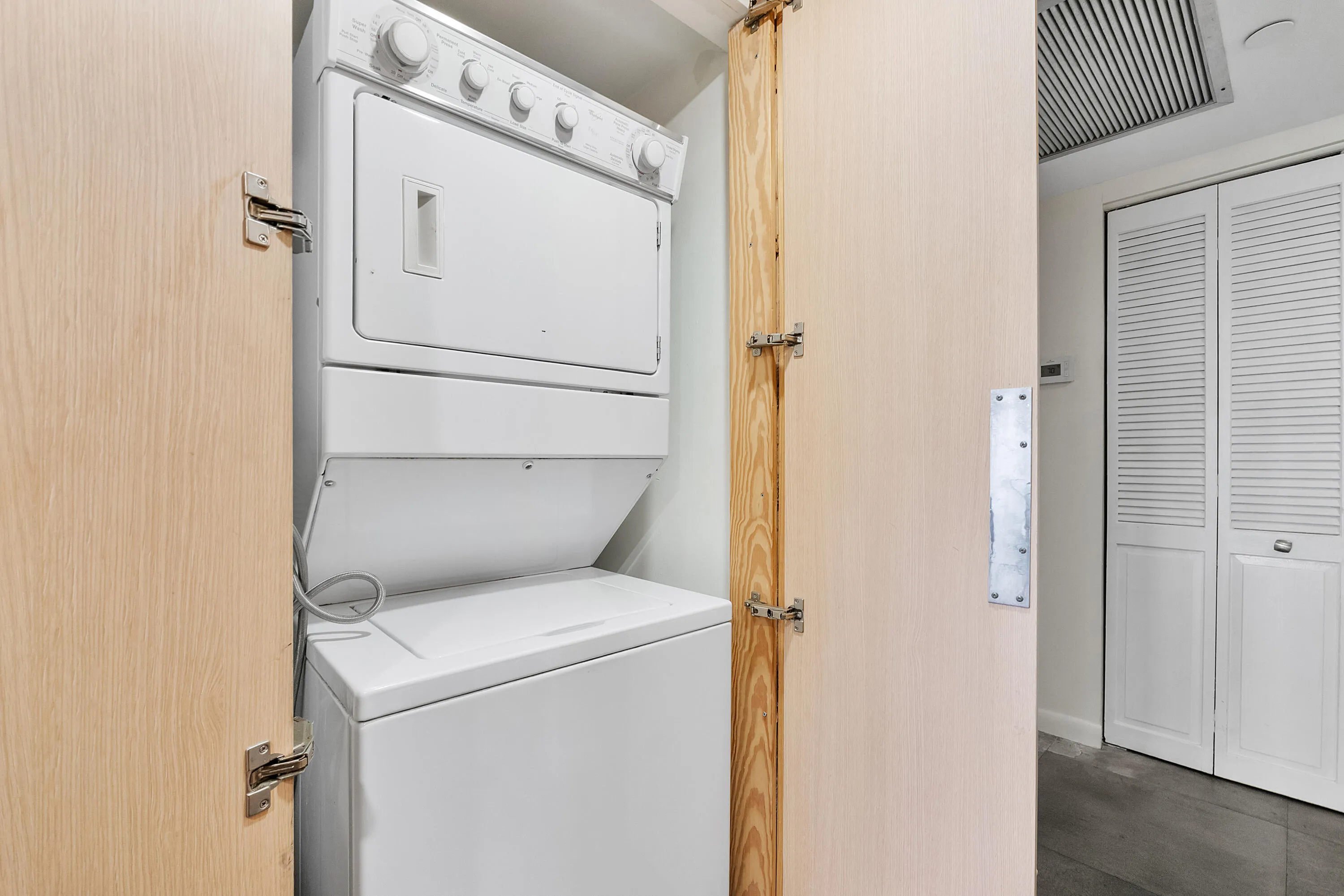 4900 N Ocean Blvd u416_033