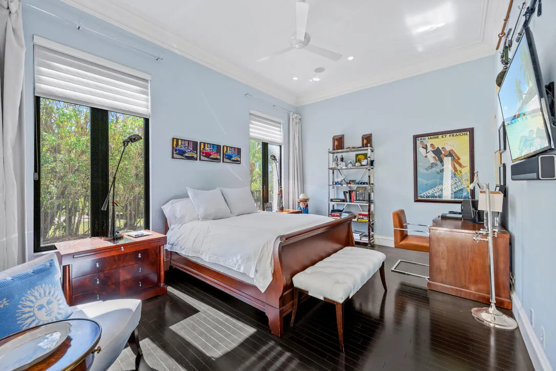 Property photo 23