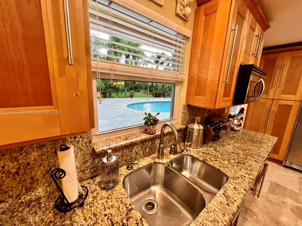 Property photo 85