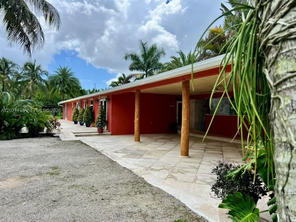 Property photo 31