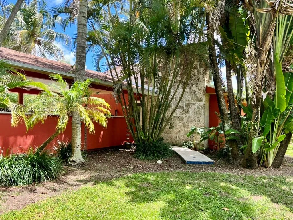 Property photo 43
