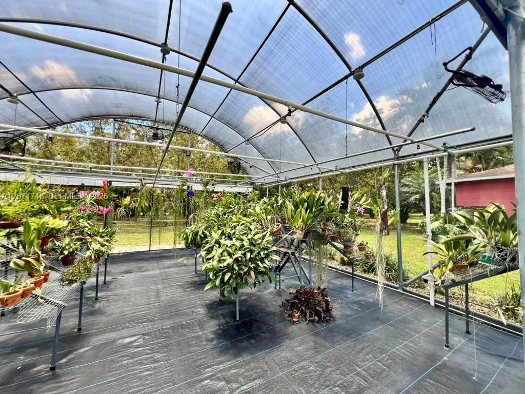 Property photo 68
