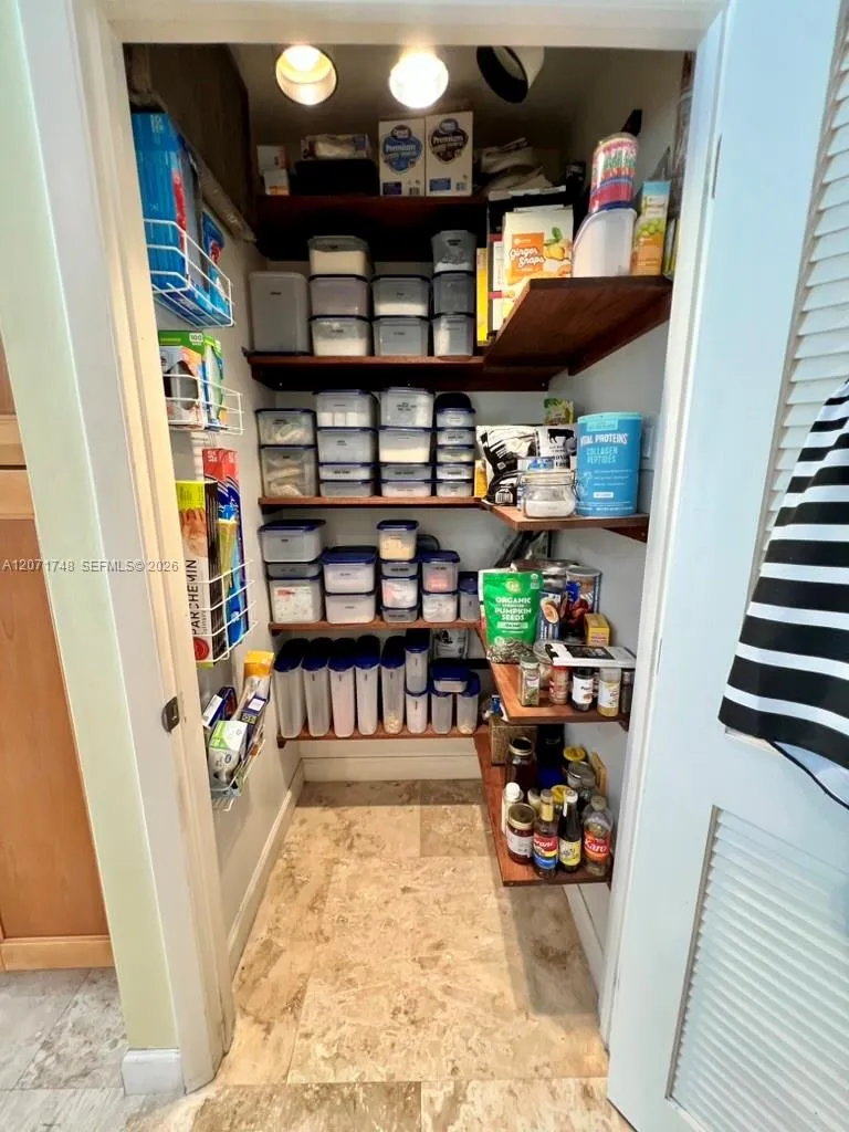 Property photo 86