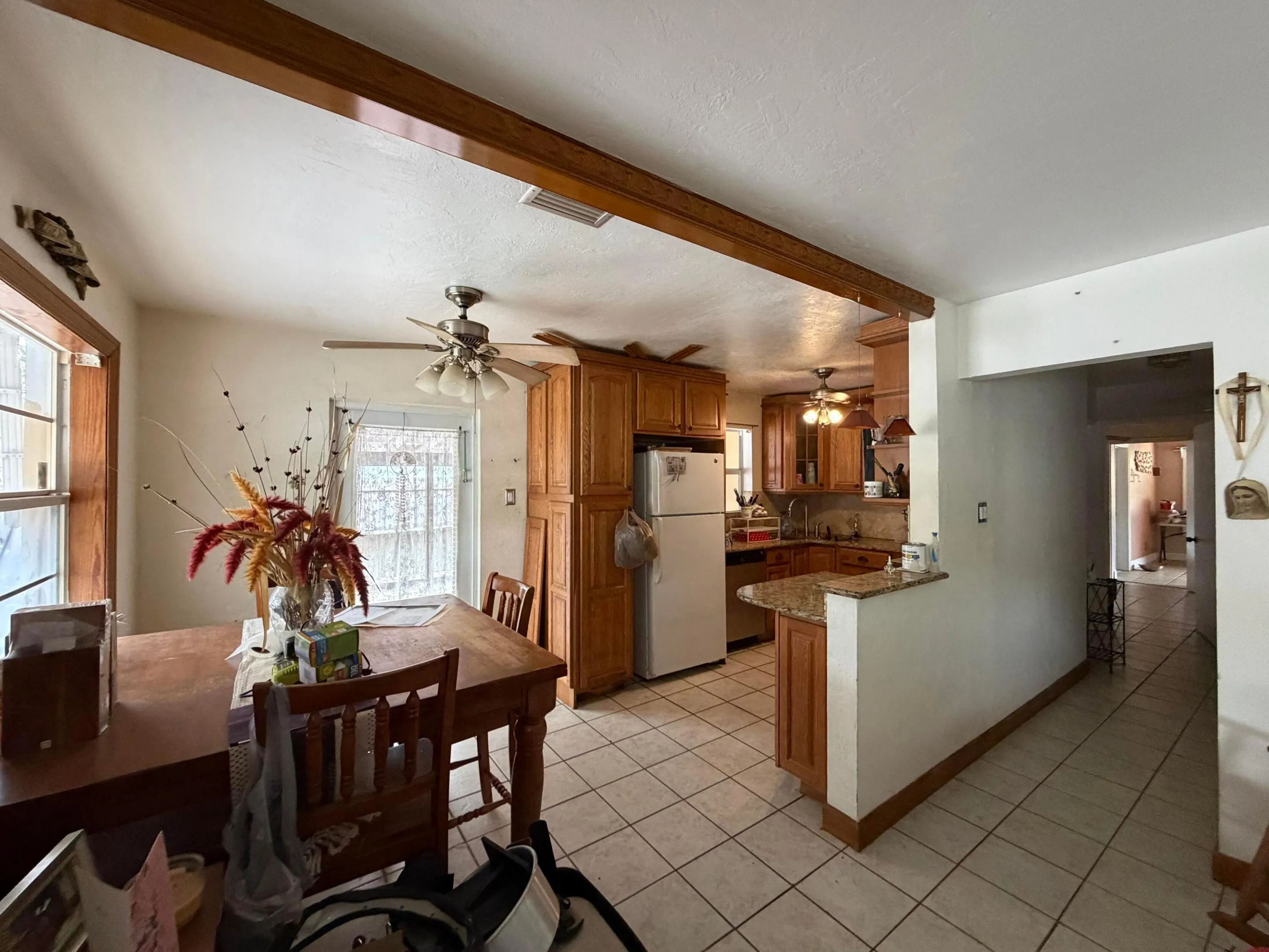 406 NE 18th Ave kitchen original
