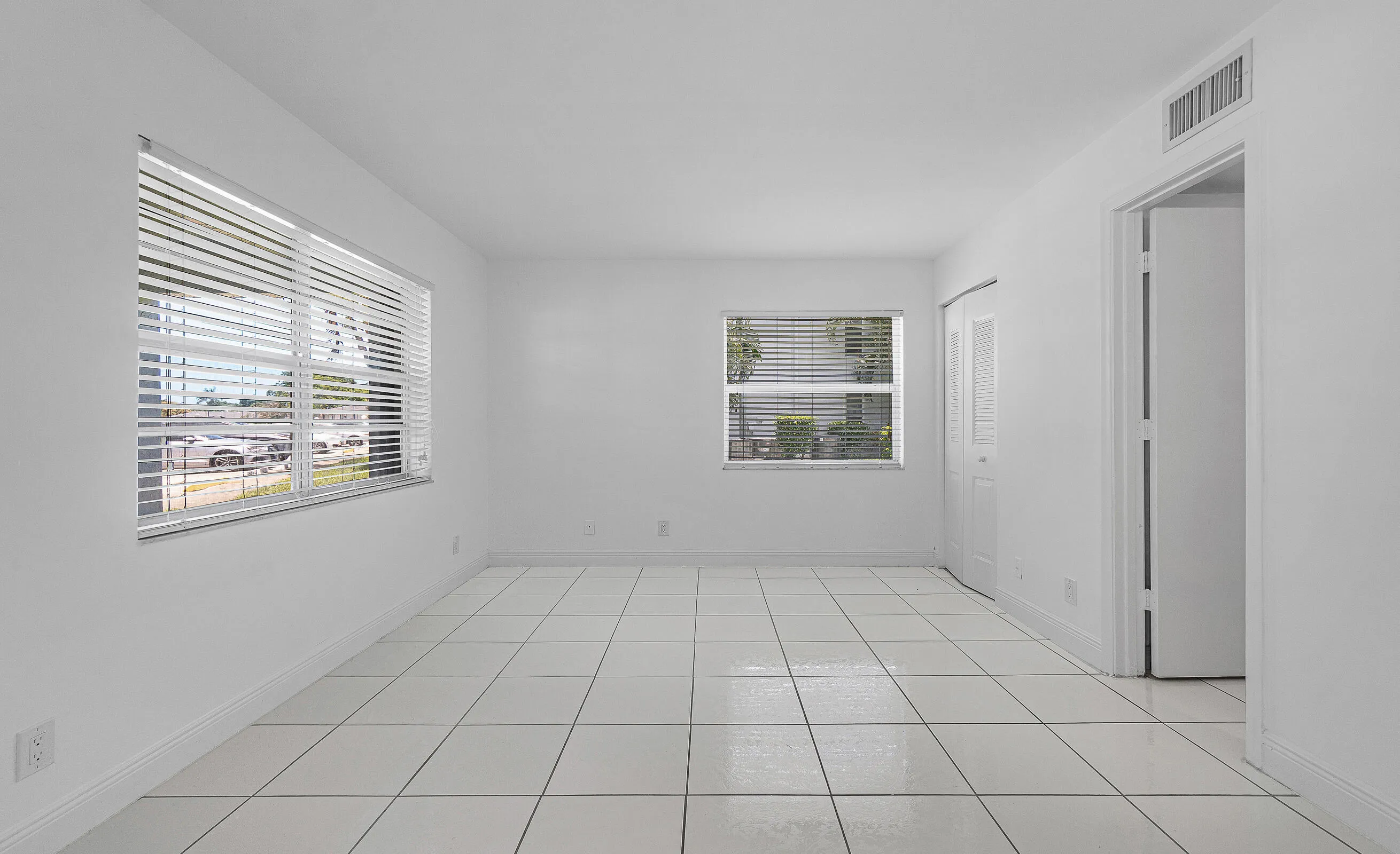 10-2830 SW 13th Street 101