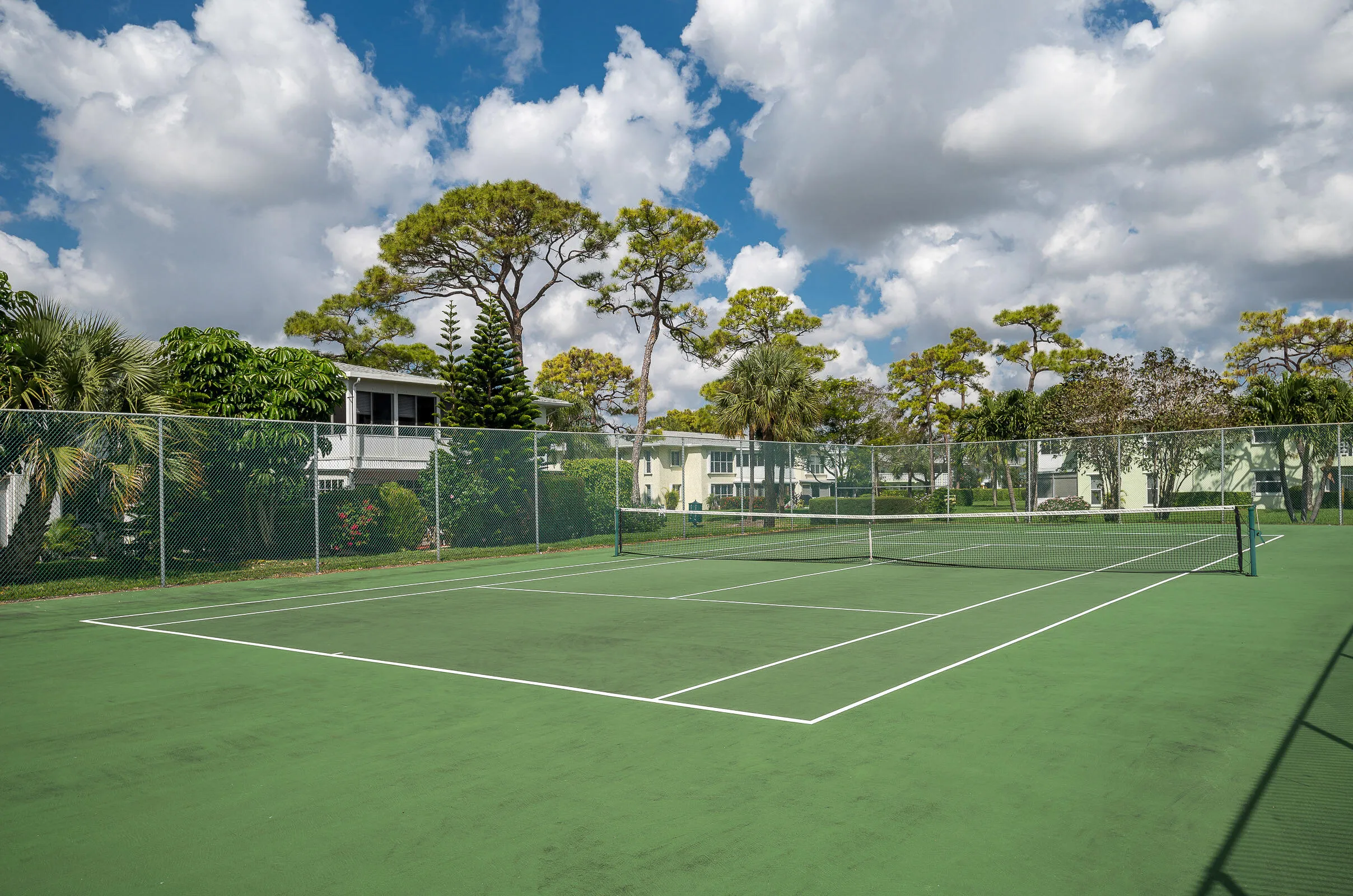 09--Pines of Delray W-MLS