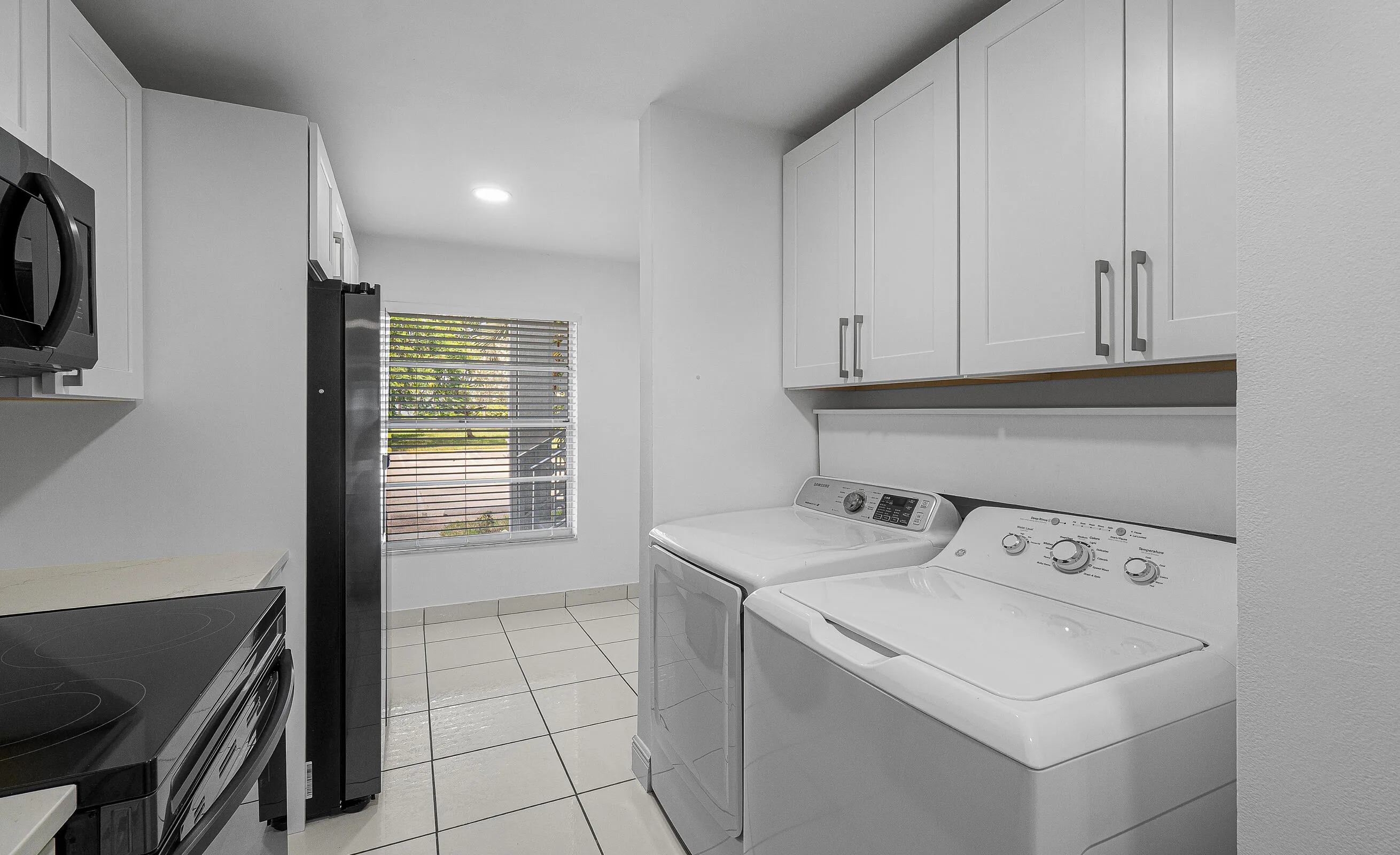 06-2830 SW 13th Street 101